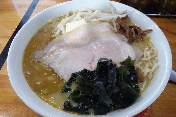 「【限定】みそカレー牛乳 ライス納豆付き」@長尾中華そば 仙台名取店の写真