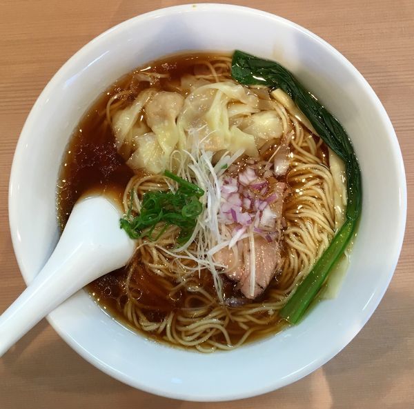 「ワンタン麺」@支那蕎麦屋 藤花の写真