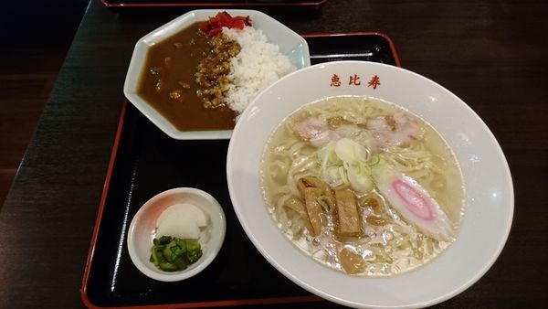 「ラーメン、カレーセット塩 手打ち」@恵比寿の写真