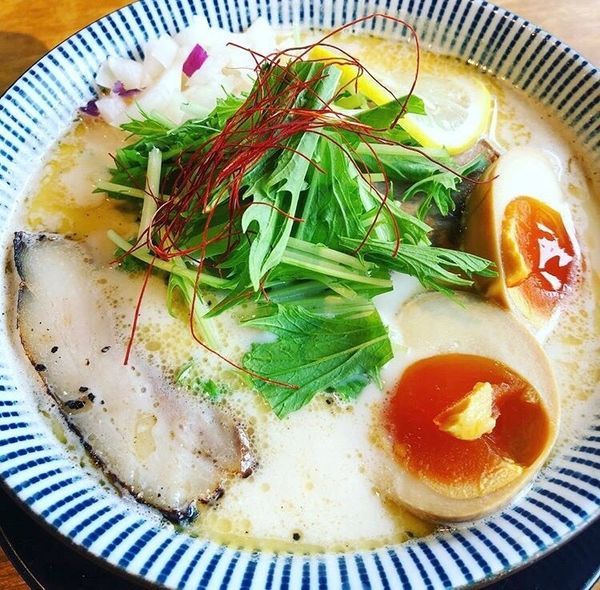「トリュフ香る鶏と鯛の熟玉そば」@無添加ラーメン専門 だしと麺の写真