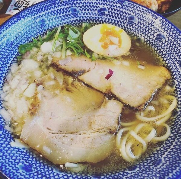 「あごだし熟玉そば」@無添加ラーメン専門 だしと麺の写真
