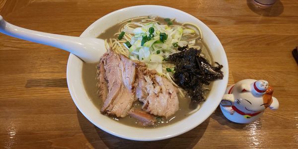 「濃厚煮干しそば（大盛り無料）」@中村屋総本山の写真