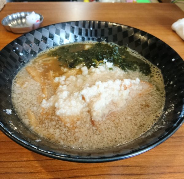 「ツバメサンジョー 背油中」@麺＆cafe Coi.Coi.の写真