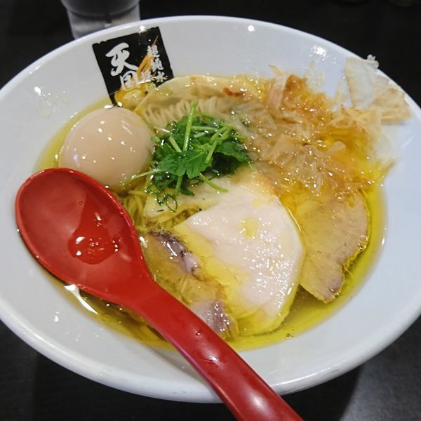 「鶏鮭塩麺 味玉」@超純水採麺 天国屋の写真