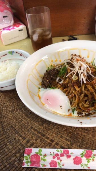 「黒カラシビまぜそば＋半ライス」@龍門瀑の写真