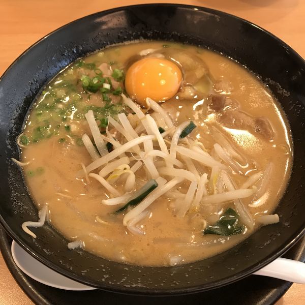 「【期間限定】徳島ラーメン（￥749）※」@ガスト 田園調布店の写真