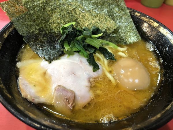 「ラーメン全普通」@家系総本山 ラーメン吉村家の写真
