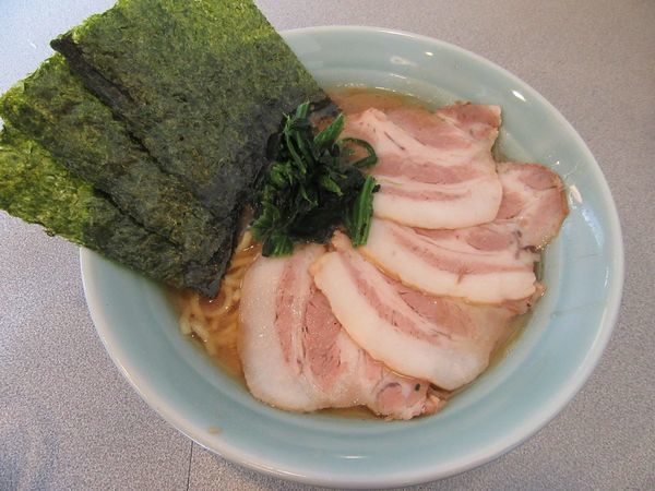 「ラーメン（６５０円）＋チャーシュー３２０円」@匠家 50号バイパス店の写真