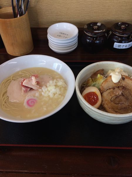 「鴨と鶏の白湯ラーメン980円 ぷち並商ごはん380円」@餃子の並商 都賀店の写真