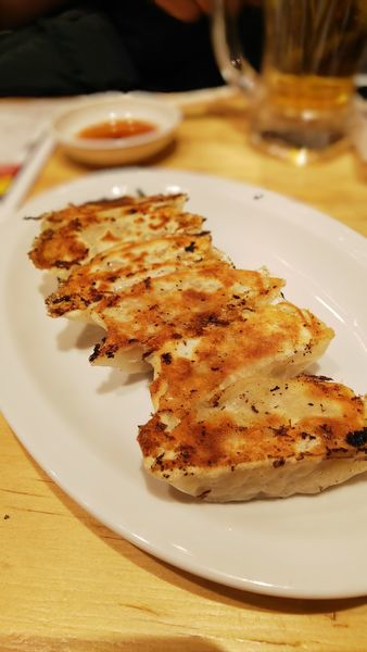 「太陽の焼き餃子」@餃子酒場太陽ホエール 横浜駅前店の写真