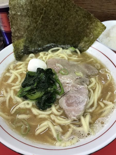 「醤油ラーメン並」@豚八家の写真