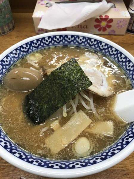 「半熟味玉ラーメン」@見聞録の写真