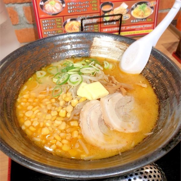 「味噌バターコーンラーメン🍜」@札幌ラーメン 雪あかりの写真