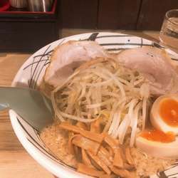 味玉しょうゆラーメン