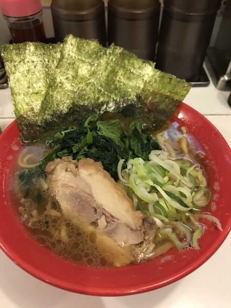 「鶏らーめん醤油」@麺家 鶏豚大将 横浜東戸塚店の写真
