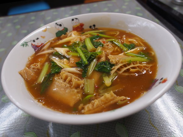 「八相当、牛モツサンマーメン」@栄来軒 NOWの写真