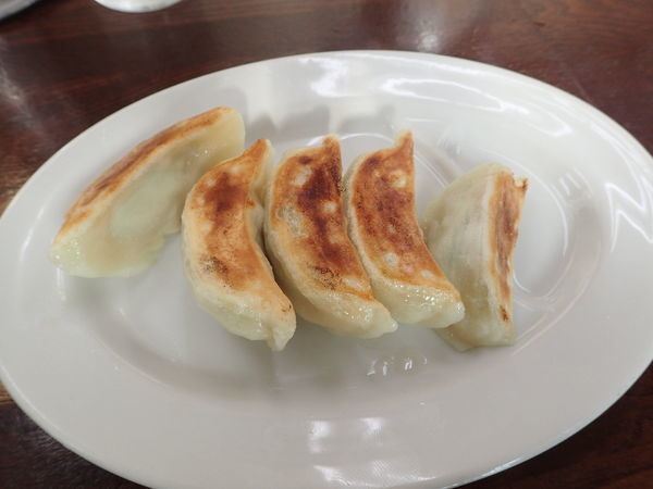 「餃子：￥380」@なんつッ亭 秦野本店の写真