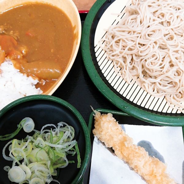 「カレーセット（冷）＋海老天（クーポン）」@ゆで太郎 大宮ラクーン店の写真