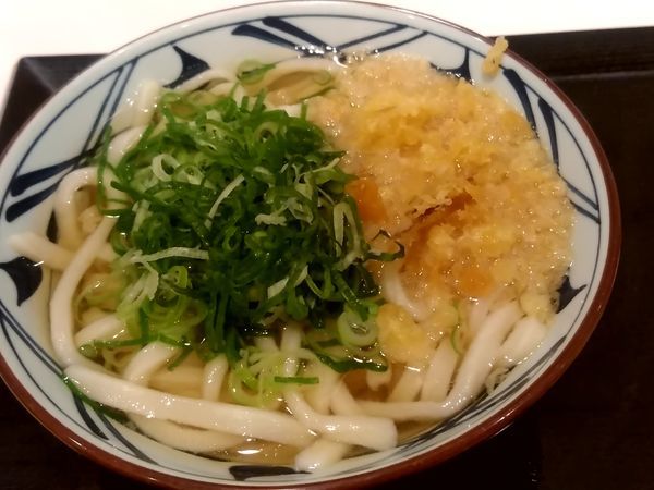 「かけうどん(並盛・)290円→190円」@丸亀製麺 イーサイト高崎店の写真