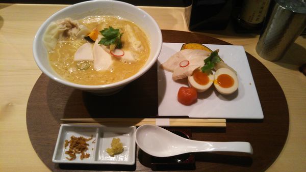 「特製鶏白湯醤油SOBA 1,300円」@銀座 篝 本店の写真