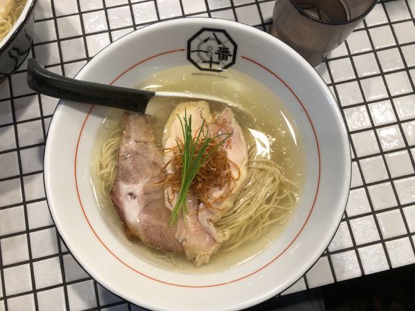 「うまみ塩そば」@81番の写真