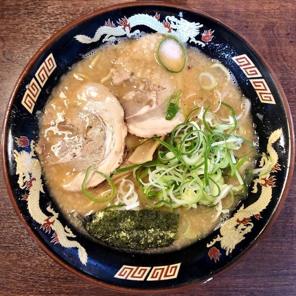 「濃厚とんこつ (680円)」@拉麺 王角の写真