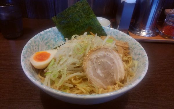 「油麺　メガ盛り」@江川亭 南多摩店の写真