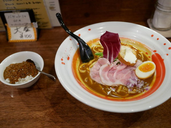 「元祖濃厚海老らーめん＋サービス大盛＋キーマカレー」@海老丸らーめんの写真