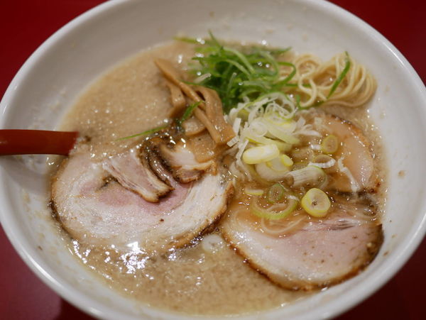「醤油ラーメン 麺硬め＋脂多め＋味濃いめ」@らーめん 味里 misatoの写真