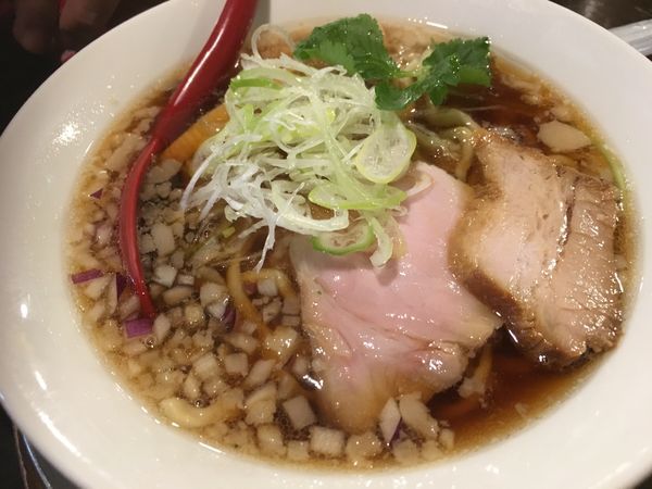 「手打ち中華そば　など」@立ち呑み居酒屋 金町製麺の写真