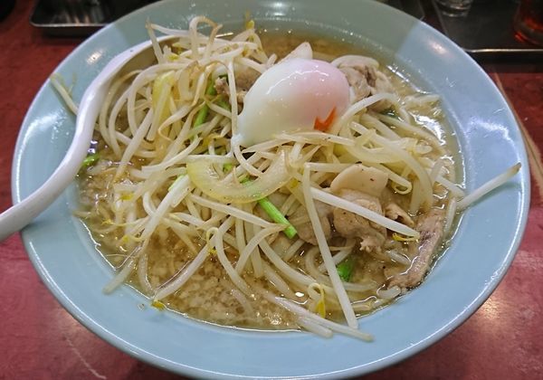 「スタミナラーメン(とんこつ醤油)890円」@ニューラーメンショップ 大宮東口店の写真
