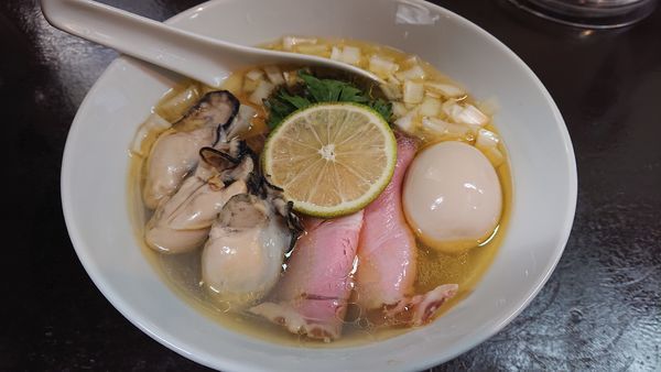 「限定 広島産牡蠣の塩蕎麦」@神保町黒須の写真