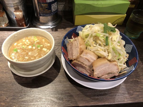 「つけ麺 肉増し ニンニク多め」@太一商店 別府やまなみ店の写真