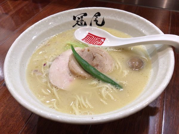 「鶏白湯らぁめん」@らぁめん冠尾 恵比寿西店の写真