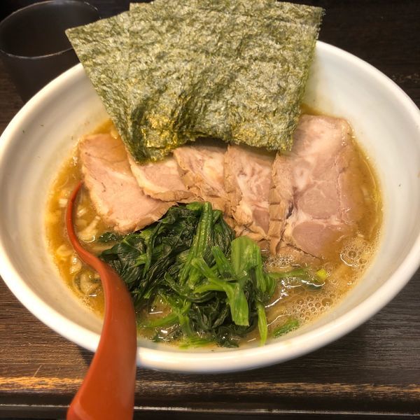 「らーめん」@けんゆう 中野新橋店の写真