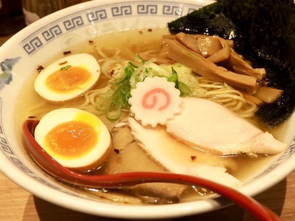 「特製塩ラーメン」@ソラノイロ NIPPONの写真