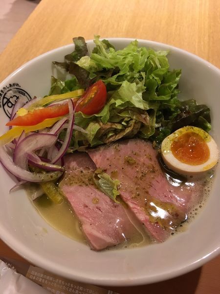 「バジル薫る鶏そば」@むぎくらべの写真