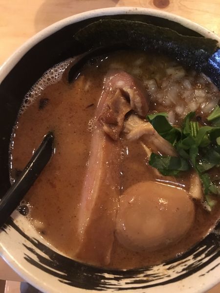 「こく醤そば」@麺場 浜虎 横浜店の写真