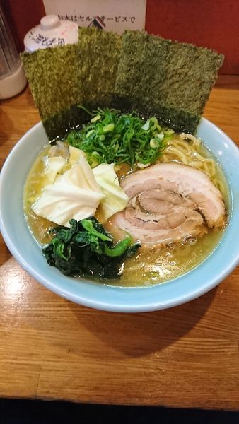 「醤油ラーメン  中盛  ８５０円」@ゆき坊の写真