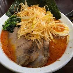 赤みそ豚骨ねぎチャーシューめん(1130円)