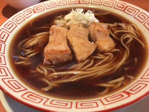 「魚介ラーメン&ブリ・太刀魚タタキごはんセット1000円」@食堂酒場 Graciaの写真