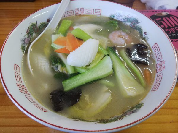 「海鮮ラーメン　※クーポンで５００円」@台湾料理 紫森 桔梗店の写真