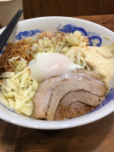 「まぜそば（玉子あり）」@ジャンクガレッジ 森下店の写真