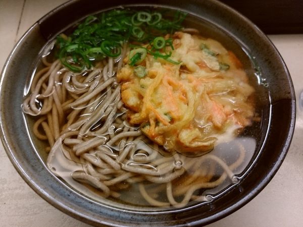 「かき揚げそば320円」@南海そば 天王寺店の写真