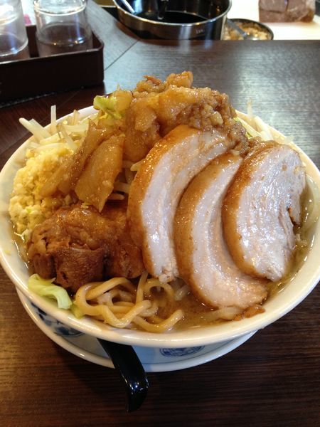 「小ラーメン 700円 チャーシュー 300円」@らぁ麺 紫陽花の写真