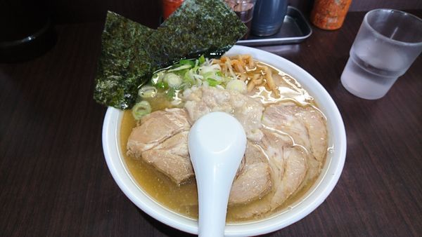 「チャーシューメン小820円身入り」@手打ち中華そば 酒田の写真