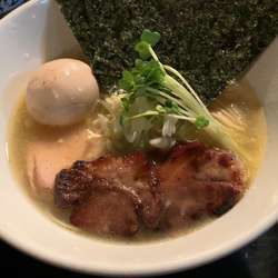全部のせ塩ラーメン