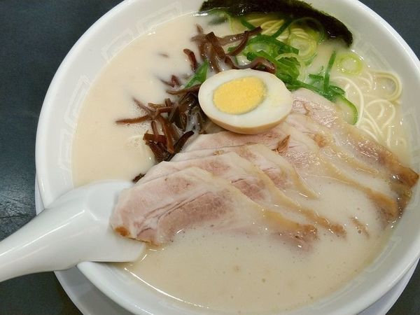 「チャーシューメン」@博多天神 お茶の水店の写真