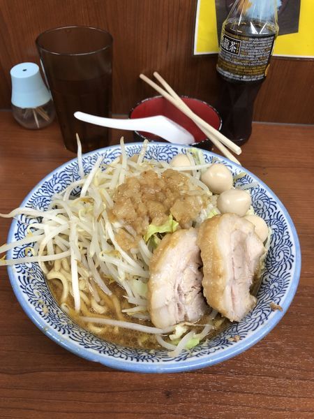 「小+うずら(ニンニク+アブラ)」@立川田田の写真