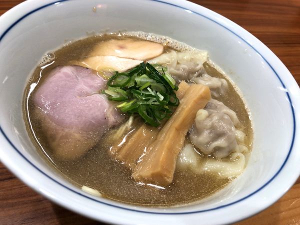 「ワンタン中華そば」@中華そば 西川の写真